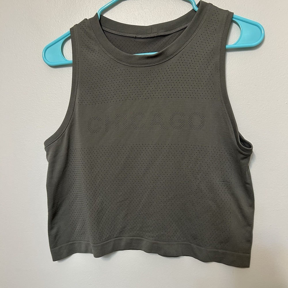 Lululemon Swiftly Breathe Crop Tank Womens 6 Chicago Running Workout Gym Boxy